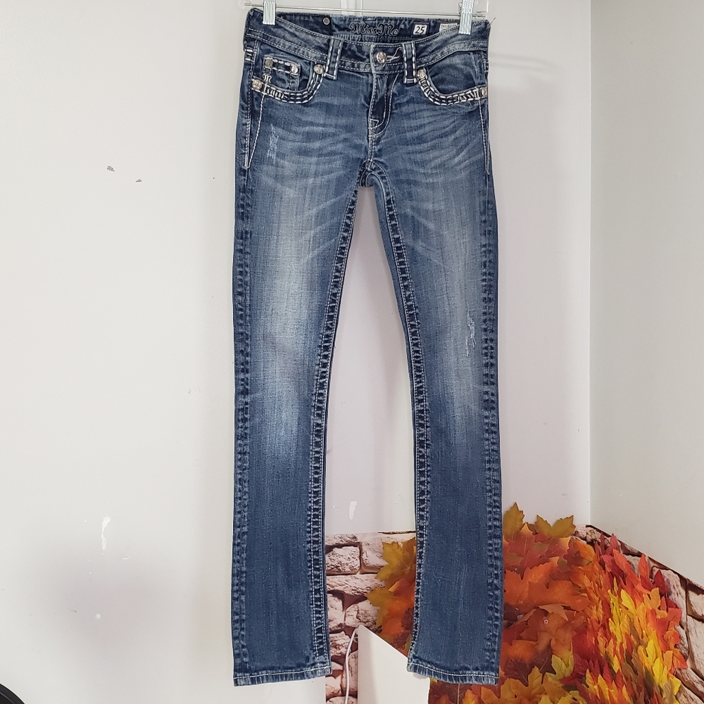 Women's Miss Me Blue Straight Jeans Size 25